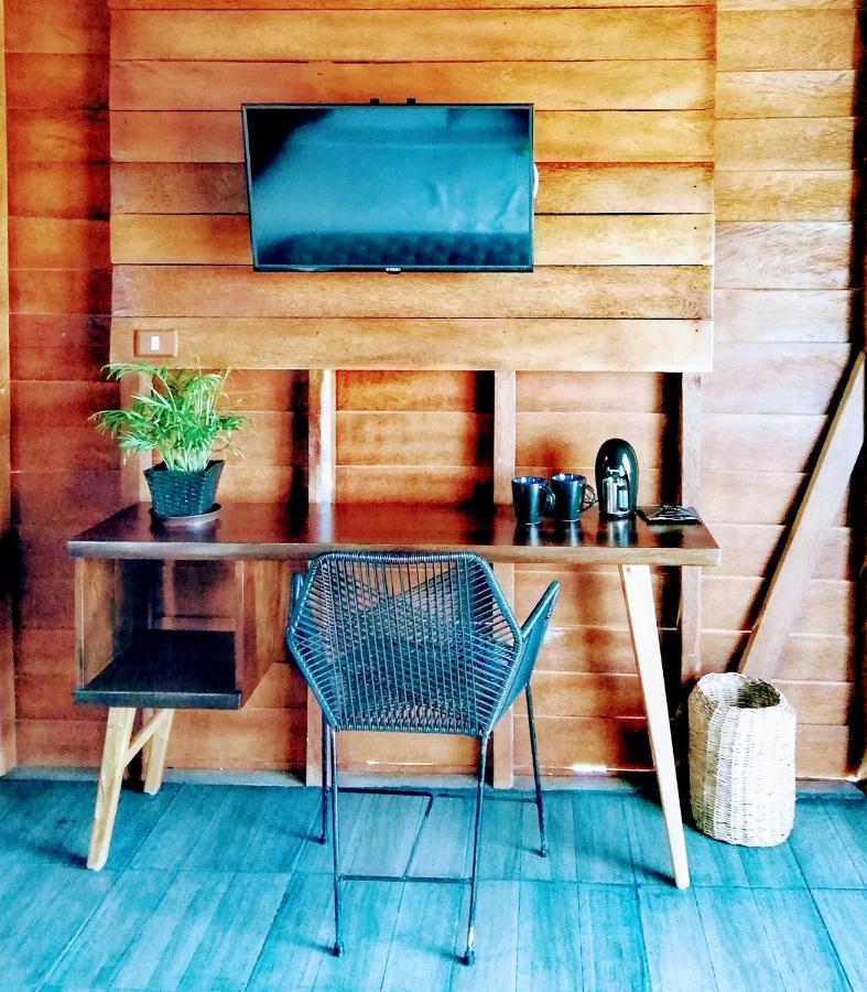 Гостевой дом Ecoco Holbox - Eco-Chic - Cabanas De Madera - Holbox Retreat (Adults Only) Экстерьер фото